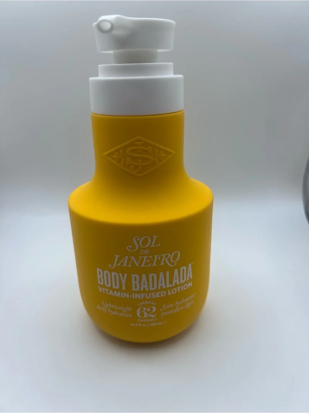 Sol de Janeiro Body Badalada Vitamin-Infused Lotion - Yellow & White